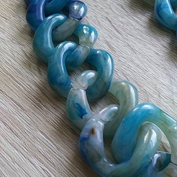 Turquoise Chain Necklace - Picture 2 of 3